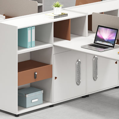 Muebles de oficina modernos 2 4 6 Personas Divisiones de oficina Mesa Cubicle Estación de trabajo Escritorio con gran gabinete de almacenamiento