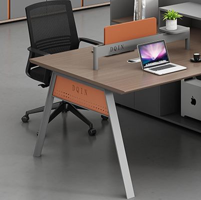 Muebles de oficina modernos para varias personas Escritorio Escritorio Estación de trabajo Divisiones de oficina Mesa Estación de trabajo