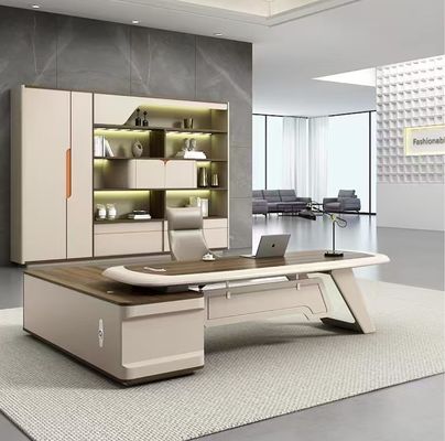 Gran escritorio moderno con silla mesa gerente jefe mesa ejecutiva