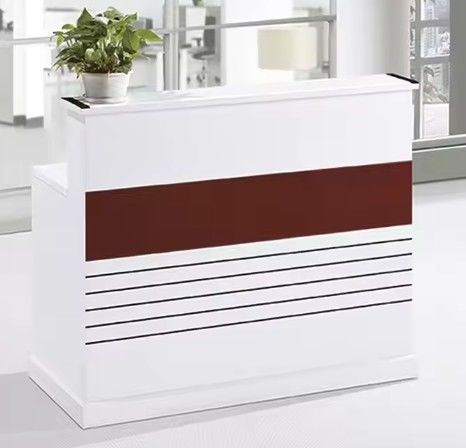 Tienda de venta al por menor Diseño del mostrador de efectivo Tienda de ropa moderna Diseño del mostrador de efectivo Contador de pago